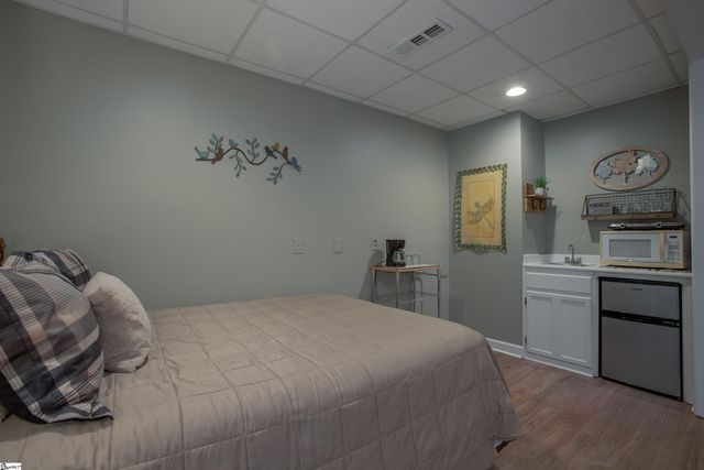 321 W Earle Street, Greenville, SC 29609