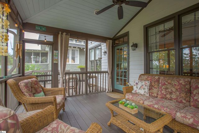 321 W Earle Street, Greenville, SC 29609