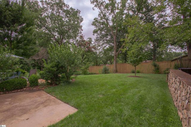 321 W Earle Street, Greenville, SC 29609