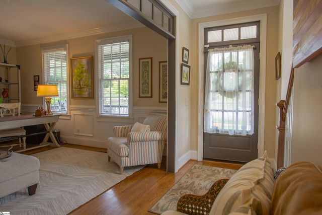 321 W Earle Street, Greenville, SC 29609