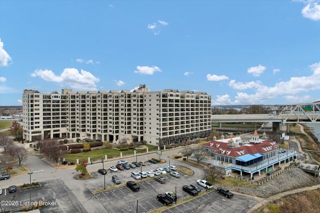 1 Riverpointe Plaza 701, Jeffersonville, IN 47130