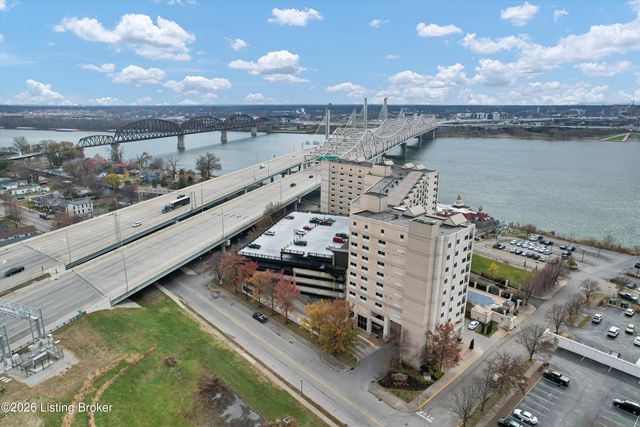 1 Riverpointe Plaza 701, Jeffersonville, IN 47130