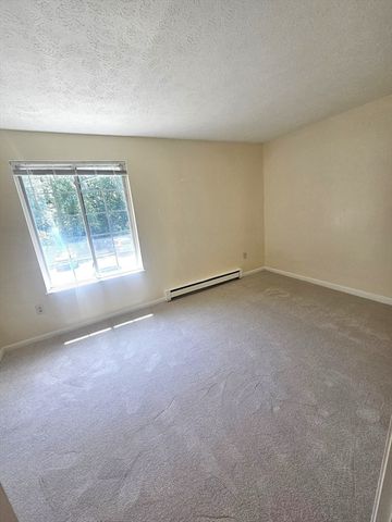 6 Janet Road 4, Easton, MA 02334
