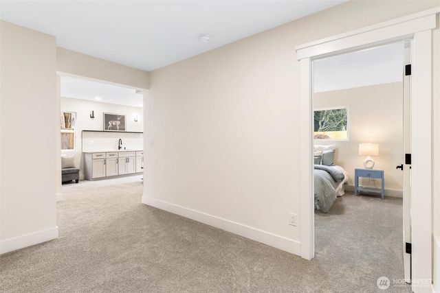 1413 S 275th Place, Des Moines, WA 98198