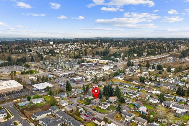 1413 S 275th Place, Des Moines, WA 98198