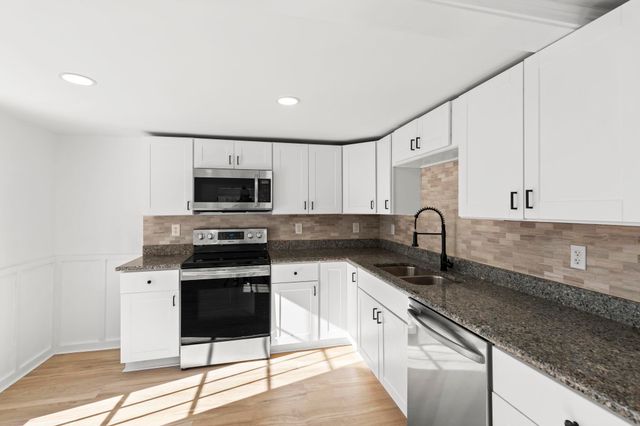 126 Watson Road, Dover, NH 03820