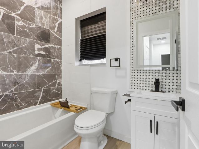 4201 IVANHOE AVE, Baltimore, MD 21212