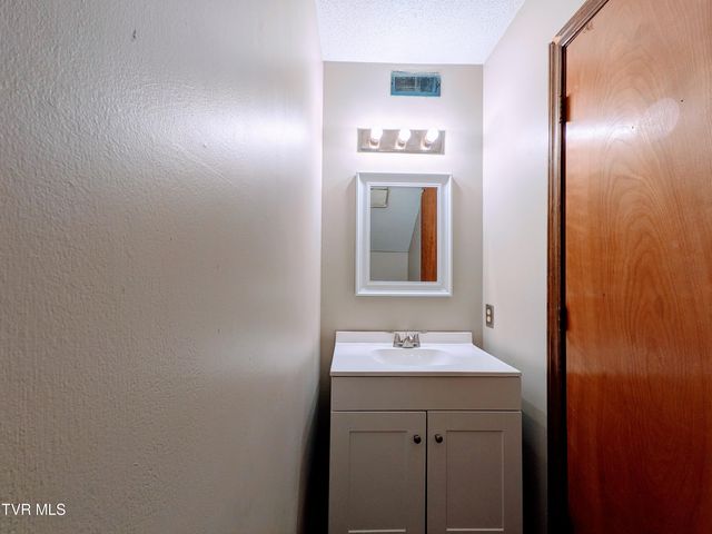 2022 Heritage Place 0, Johnson City, TN 37604