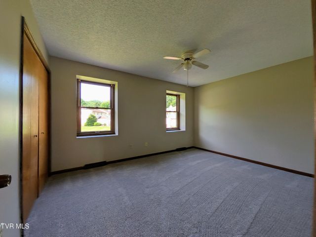 2022 Heritage Place 0, Johnson City, TN 37604