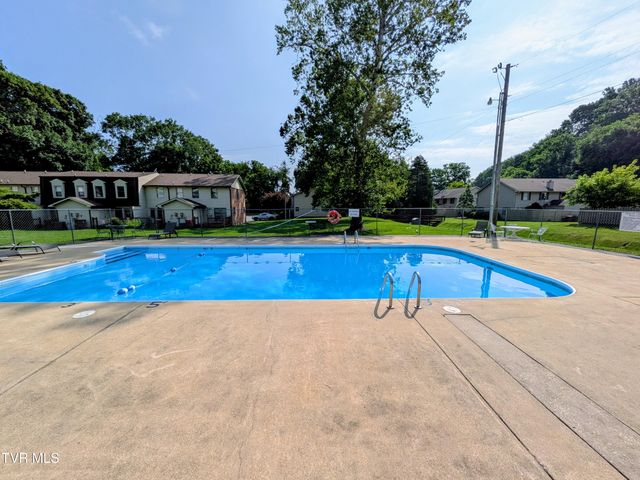 2022 Heritage Place 0, Johnson City, TN 37604