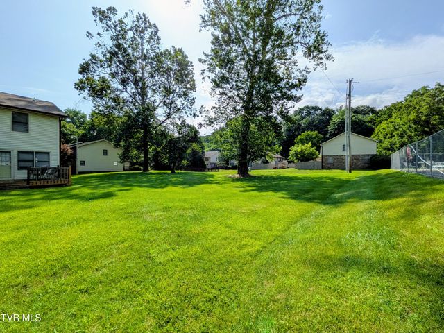 2022 Heritage Place 0, Johnson City, TN 37604