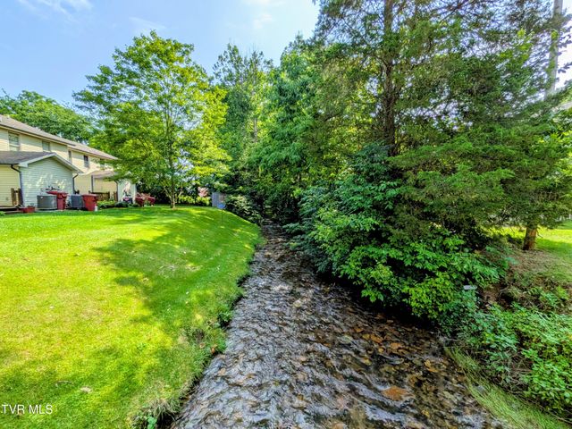 2022 Heritage Place 0, Johnson City, TN 37604