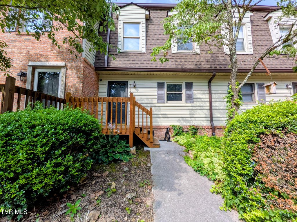 2022 Heritage Place 0, Johnson City, TN 37604