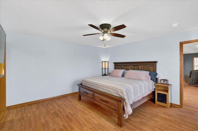 736 Bluestem Court, Sun Prairie, WI 53593