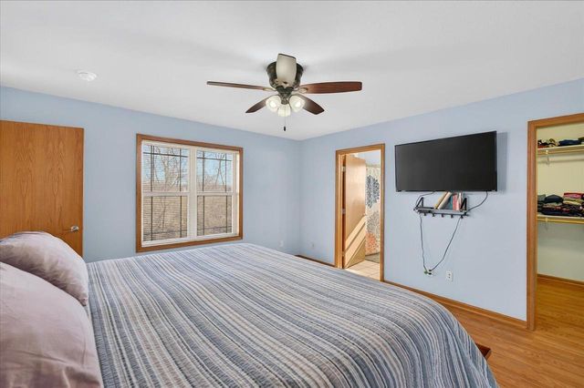 736 Bluestem Court, Sun Prairie, WI 53593