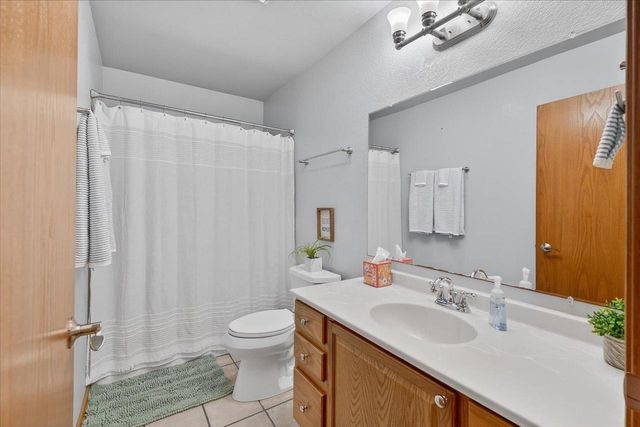 736 Bluestem Court, Sun Prairie, WI 53593