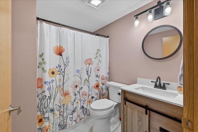 736 Bluestem Court, Sun Prairie, WI 53593