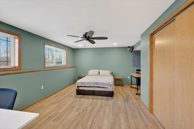 736 Bluestem Court, Sun Prairie, WI 53593