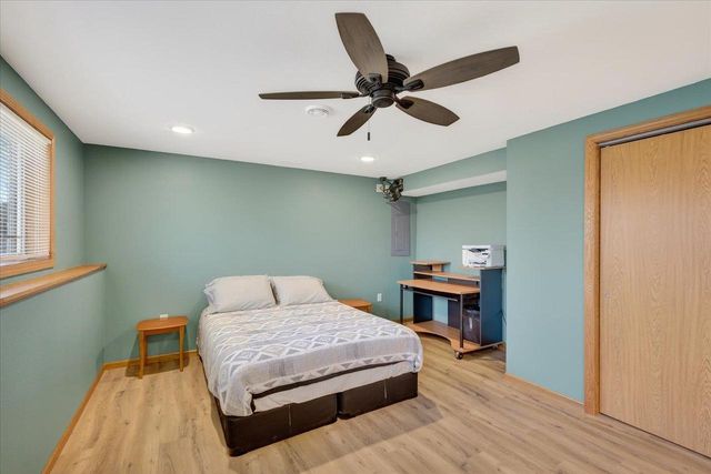 736 Bluestem Court, Sun Prairie, WI 53593