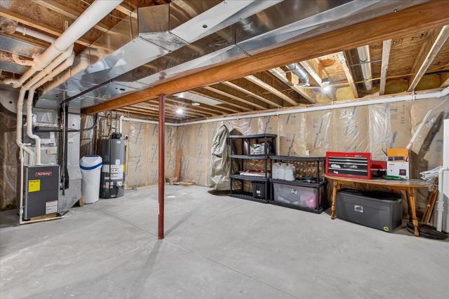 736 Bluestem Court, Sun Prairie, WI 53593