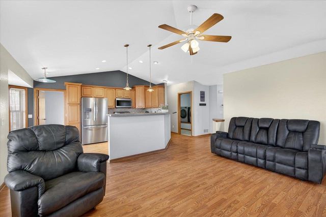 736 Bluestem Court, Sun Prairie, WI 53593