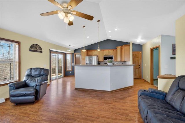 736 Bluestem Court, Sun Prairie, WI 53593