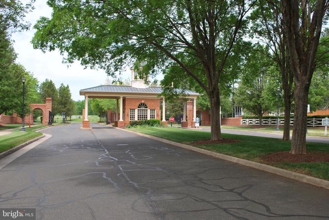 15100 HEATHER MILL LN #407, Haymarket, VA 20169