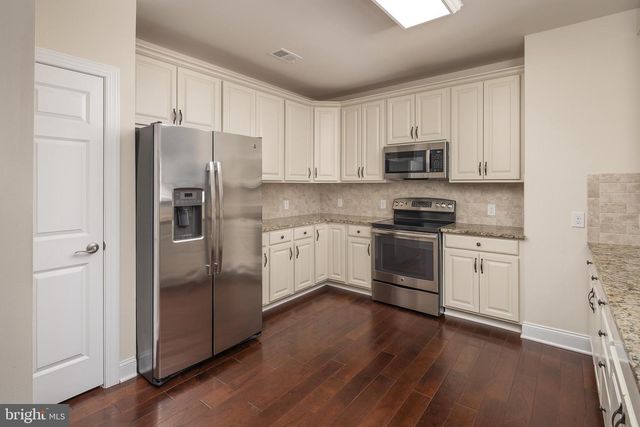 15100 HEATHER MILL LN #407, Haymarket, VA 20169