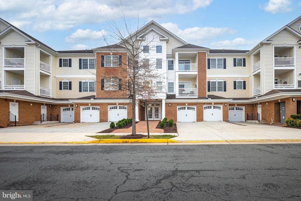 15100 HEATHER MILL LN #407, Haymarket, VA 20169