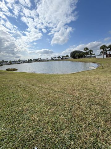 5251 SE 67th Avenue, Okeechobee, FL 34974
