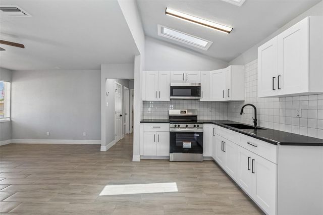 2309 21ST AVENUE W, Bradenton, FL 34205