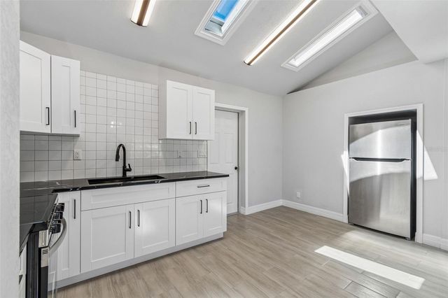 2309 21ST AVENUE W, Bradenton, FL 34205