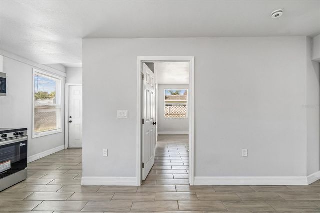 2309 21ST AVENUE W, Bradenton, FL 34205