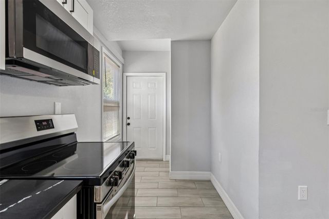 2309 21ST AVENUE W, Bradenton, FL 34205