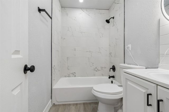 2309 21ST AVENUE W, Bradenton, FL 34205