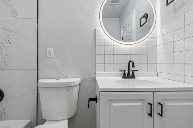 2309 21ST AVENUE W, Bradenton, FL 34205