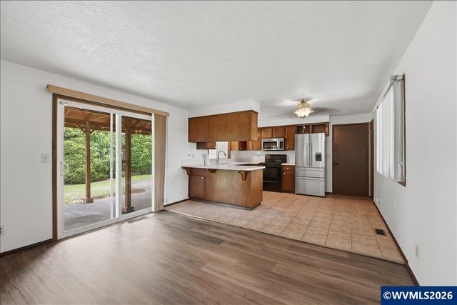 4866 Tanglewood Ct SE, Salem, OR 97317