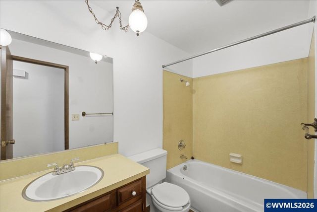 4866 Tanglewood Ct SE, Salem, OR 97317