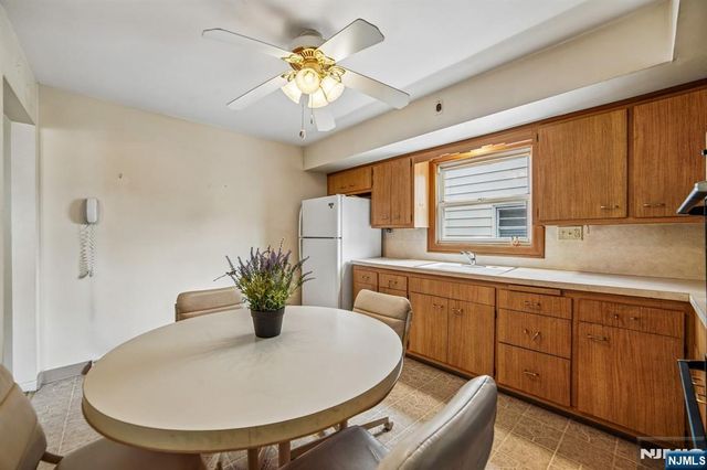 31 Division Street, Bloomfield, NJ 07003