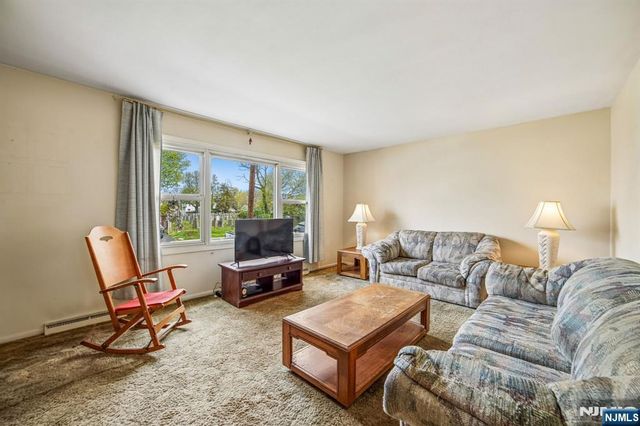 31 Division Street, Bloomfield, NJ 07003