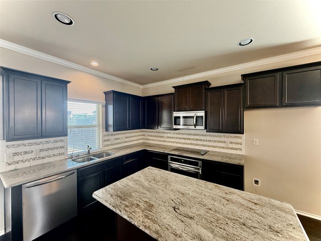 425 Cherry Spring Drive, Mckinney, TX 75072