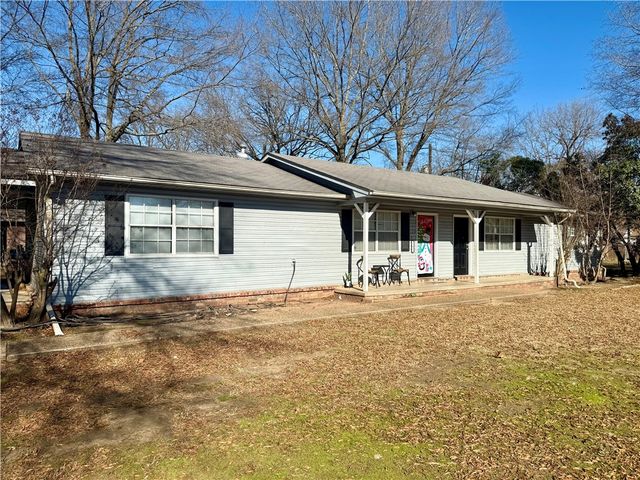 701-703 E 11th Street, Russellville, AR 72801