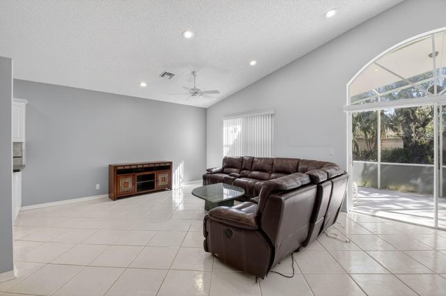 9820 Lemonwood Drive, Boynton Beach, FL 33437