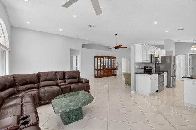 9820 Lemonwood Drive, Boynton Beach, FL 33437