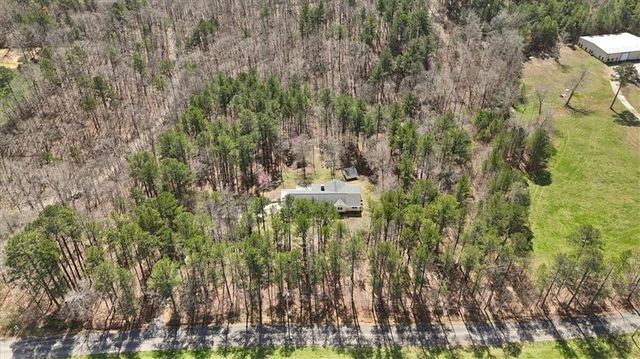 640 Overlook Trail, Acworth, GA 30101