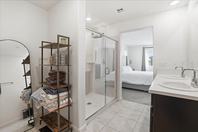 5032 Cloud Burst Way, Roseville, CA 95747