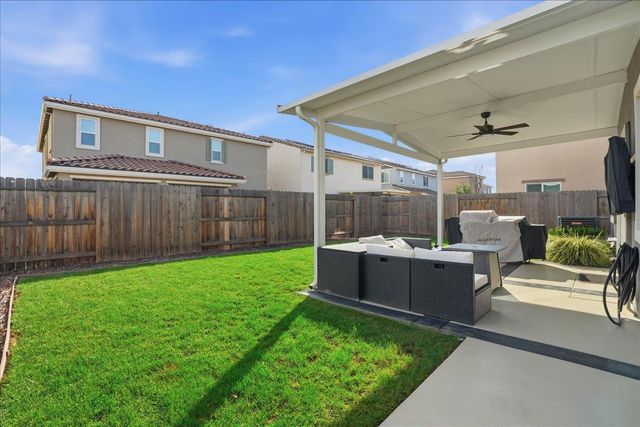 5032 Cloud Burst Way, Roseville, CA 95747