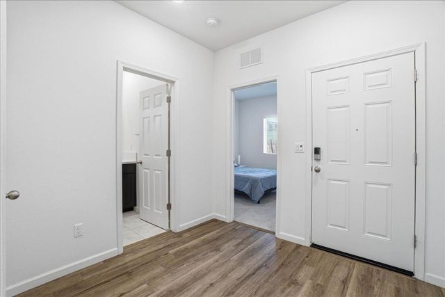 5032 Cloud Burst Way, Roseville, CA 95747