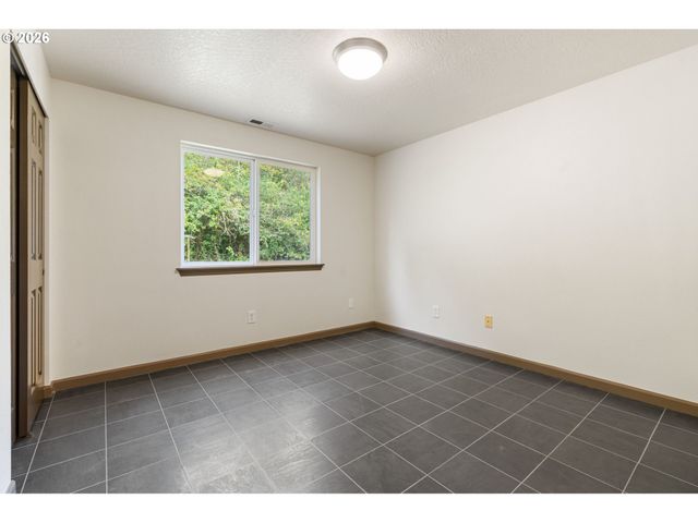 713 1ST Ave Ne, Napavine, WA 98565