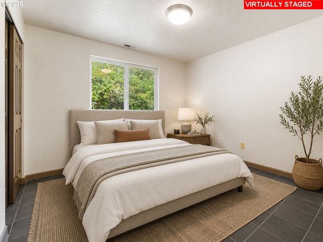 713 1ST Ave Ne, Napavine, WA 98565